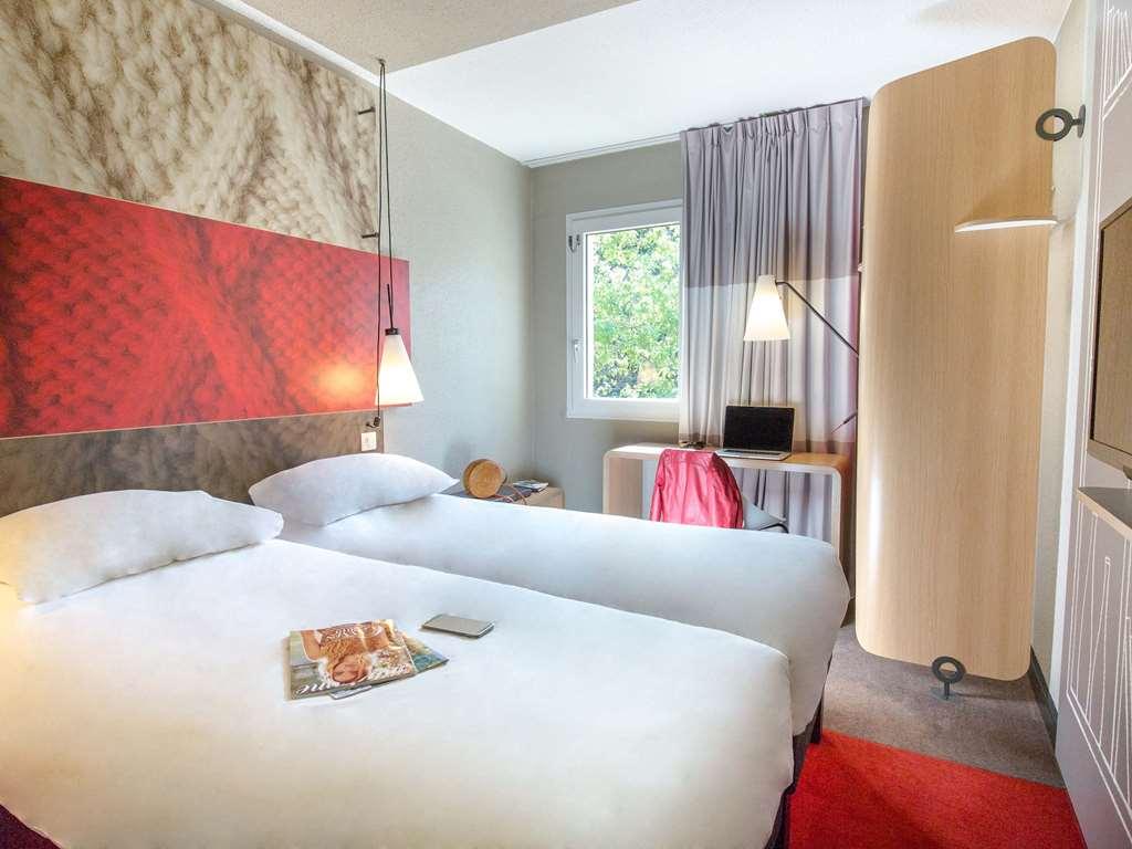 Ibis Brignoles Provence Verte Oda fotoğraf