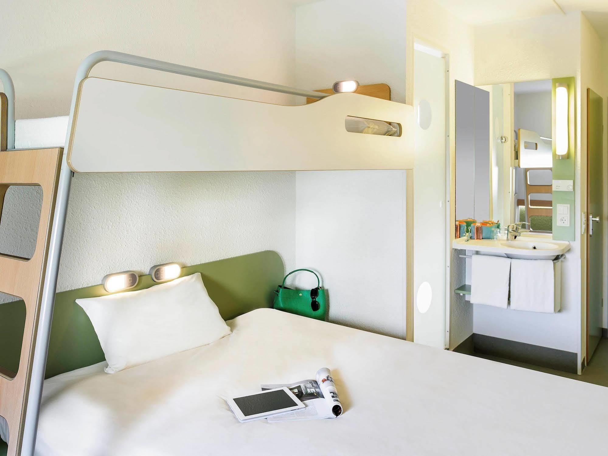 Ibis Brignoles Provence Verte Dış mekan fotoğraf