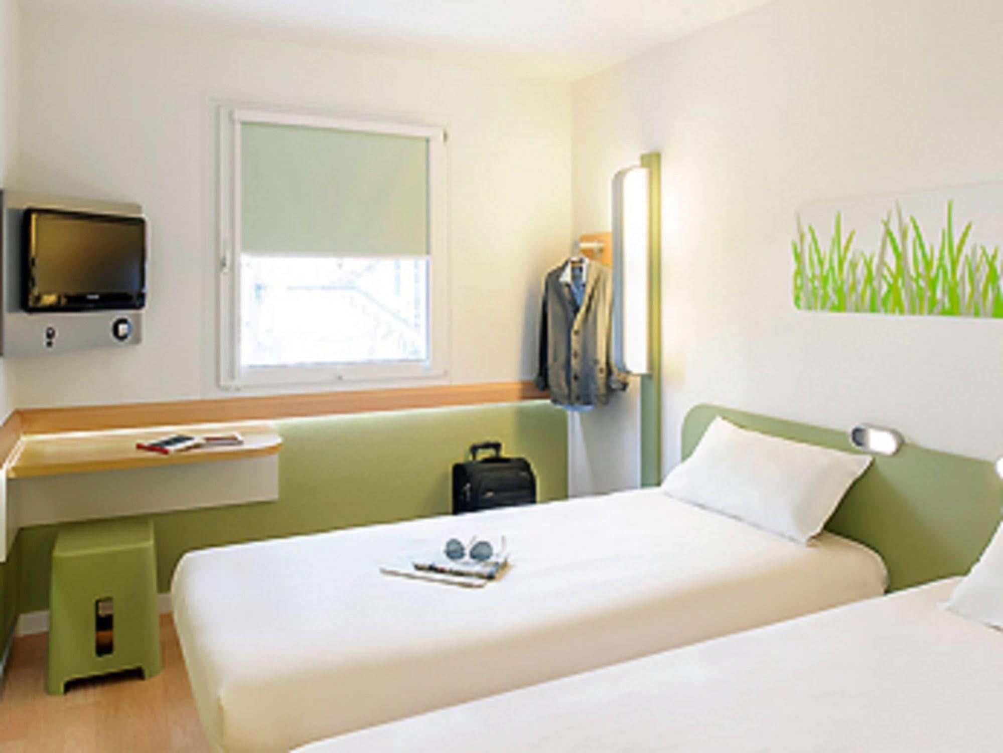 Ibis Brignoles Provence Verte Dış mekan fotoğraf