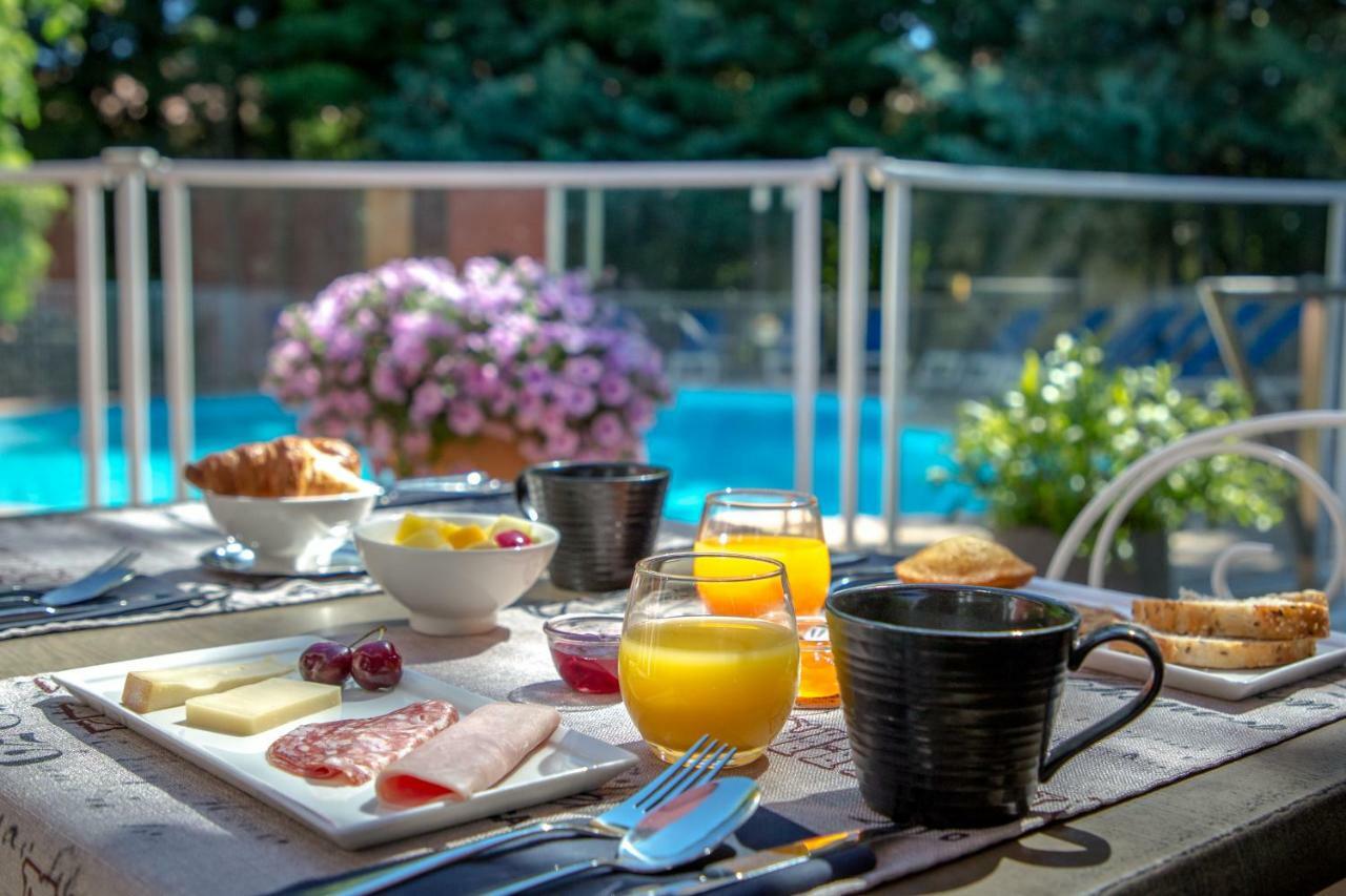 Ibis Brignoles Provence Verte Dış mekan fotoğraf
